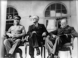 Stalin-Teheran_conference-1943